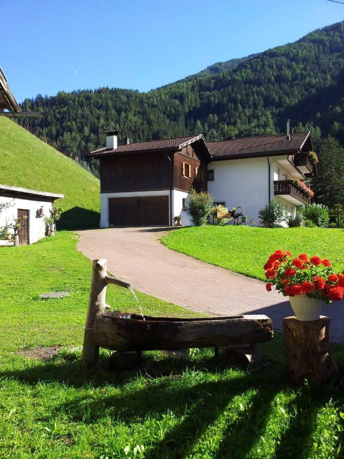 Ferienhaus-Gruenfelder Лузон Екстер'єр фото
